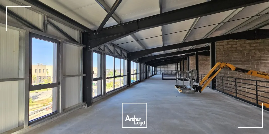 Locaux d'activité & Entrepôts - Vente - LABOISSIERE EN THELLE - 60570 - 1000-1000 - 7652953