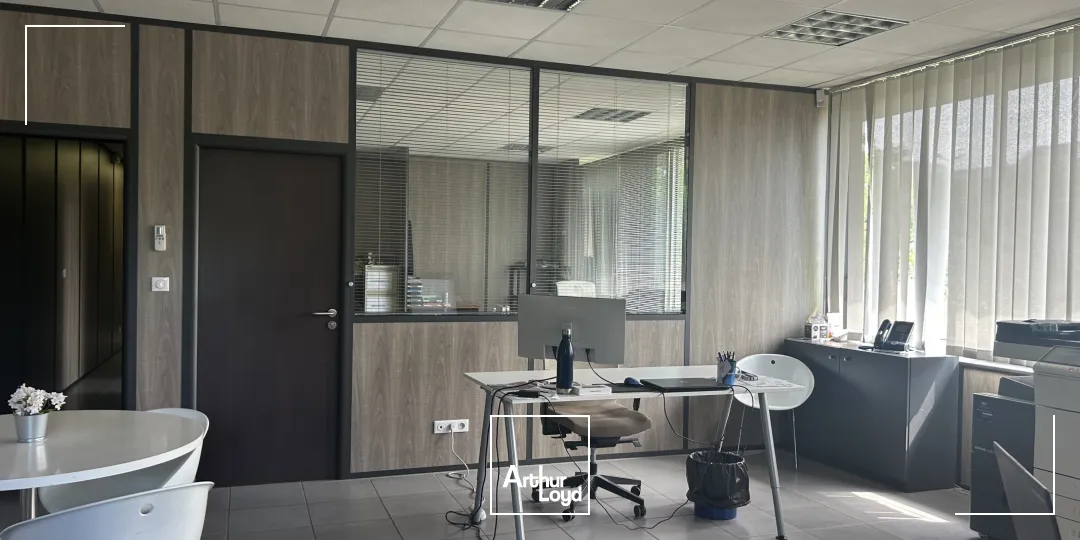 Locaux d'activité & Entrepôts - Location - AIX EN PROVENCE - 13290 - 2480-2480 - 7652983