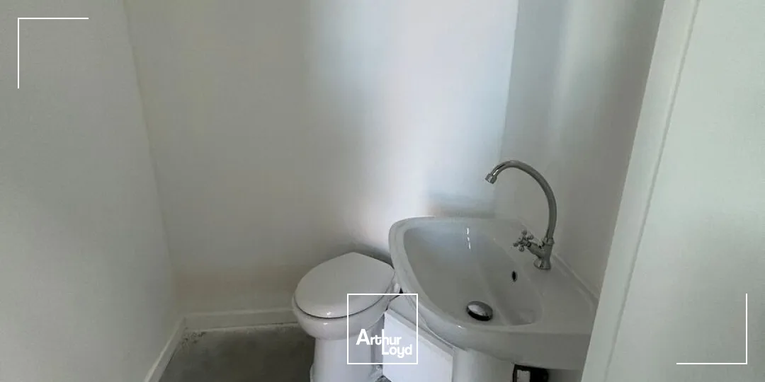 Locaux d'activité & Entrepôts - Location - PETITE FORET - 59494 - 168-168 - 7653261