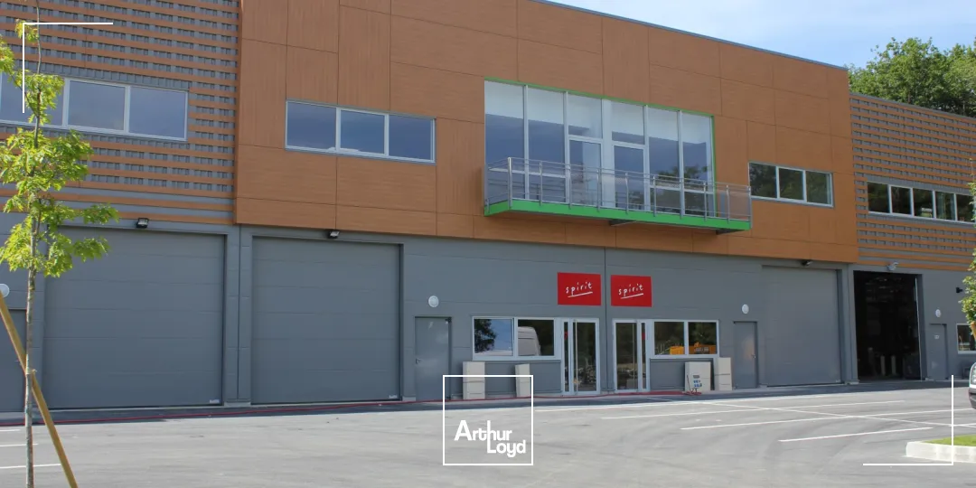 Locaux d'activité & Entrepôts - Location - VILLEBON SUR YVETTE - 91140 - 339-339 - 7653295