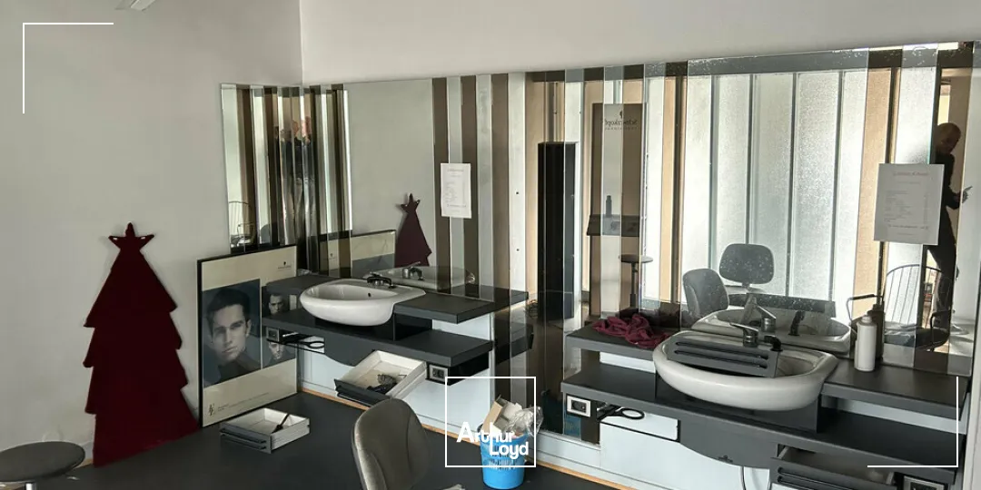 Locaux commerciaux - Location - MULHOUSE - 68100 - 56.87-56.87 - 7653540