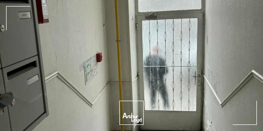 Locaux commerciaux - Location - MULHOUSE - 68100 - 56.87-56.87 - 7653542