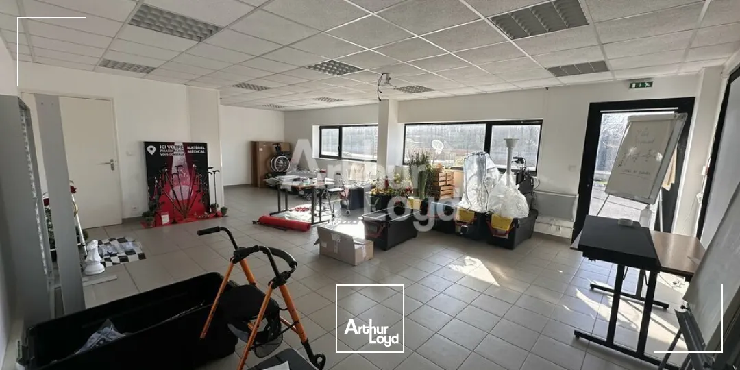 Locaux d'activité & Entrepôts - Location - NOYAL-CHÂTILLON-SUR-SEICHE - 35230 - 370-370 - 7653593