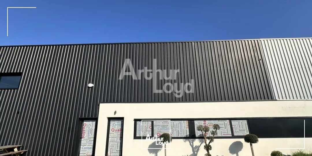 Locaux d'activité & Entrepôts - Location - NOYAL-CHÂTILLON-SUR-SEICHE - 35230 - 370-370 - 7653589