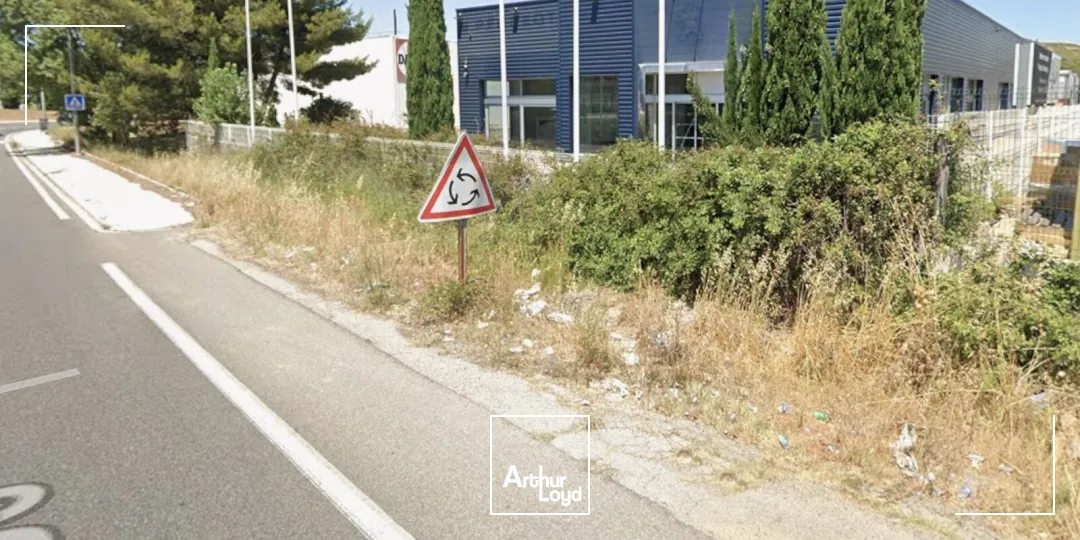 Locaux d'activité & Entrepôts - Location - SAINT MITRE LES REMPARTS - 13920 - 997-997 - 7653694