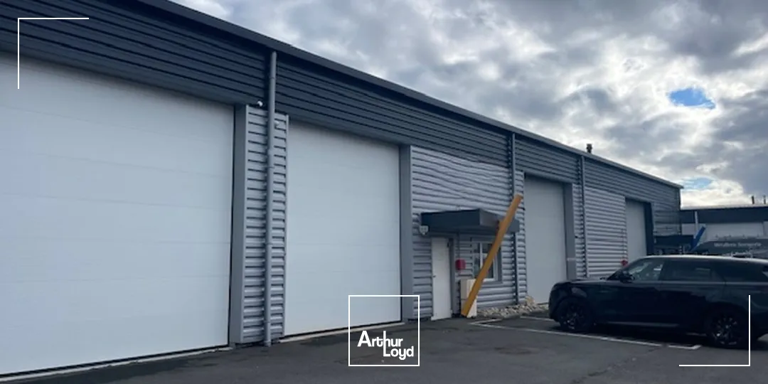 Locaux d'activité & Entrepôts - Vente - ROCHE LA MOLIERE - 42230 - 215-215 - 7653930