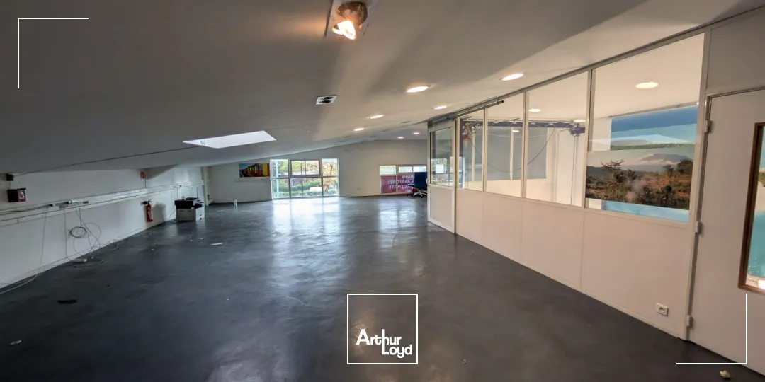 Locaux d'activité & Entrepôts - Vente - SARTROUVILLE - 78500 - 197-197 - 7653960