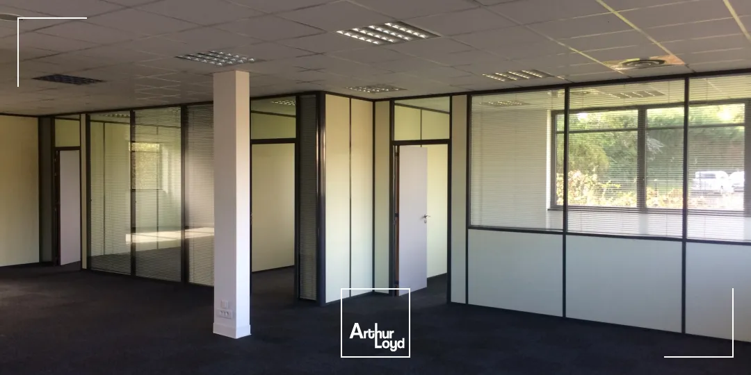 Bureaux - Location - WASQUEHAL - 59290 - 212.1-929.9 - 7654018