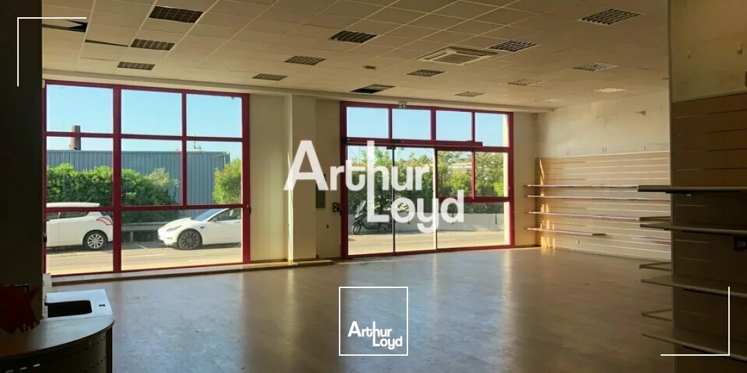 Locaux d'activité & Entrepôts - Location - VILLENEUVE LOUBET - 06270 - 240-750 - 7654394