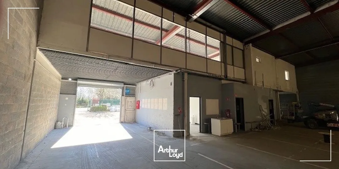 Locaux d'activité & Entrepôts - Location - BUC - 78530 - 1002-3969 - 7654896