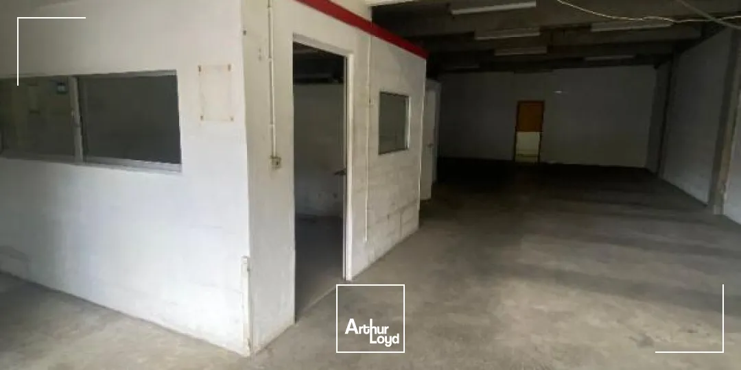 Locaux d'activité & Entrepôts - Location - Fort De France - 97200 - 150-150 - 7655088