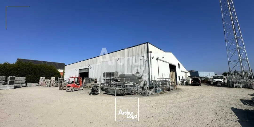 Locaux d'activité & Entrepôts - Vente - VITRÉ - 35500 - 900-900 - 7655329