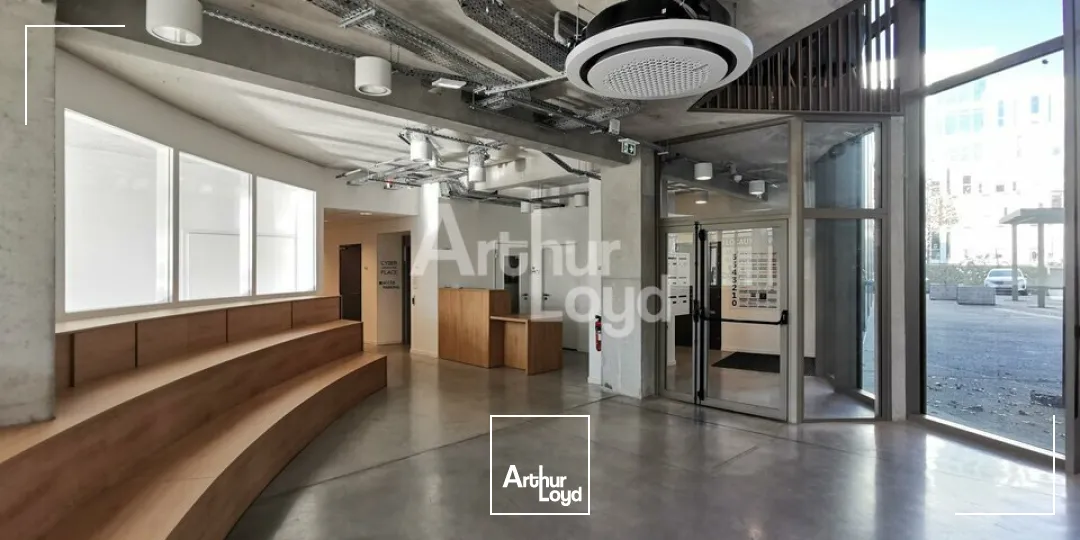 Locaux commerciaux - Location - CESSON-SEVIGNE - 35510 - 136-136 - 7655356