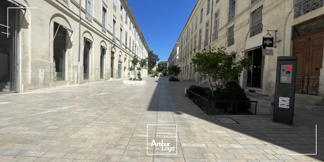 Locaux commerciaux - Location - NIMES - 30000 - 90-90 - 7655440