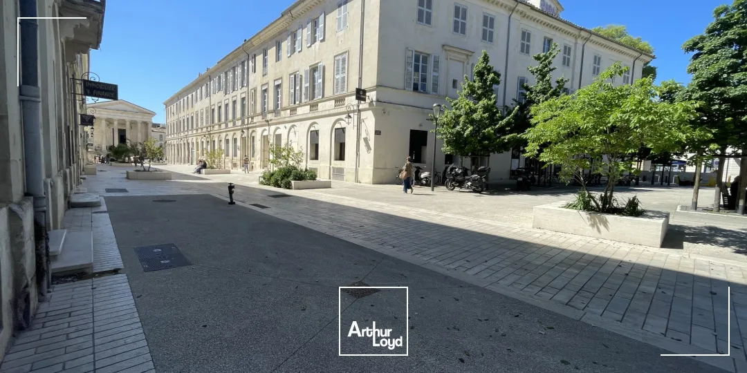Locaux commerciaux - Location - NIMES - 30000 - 90-90 - 7655434