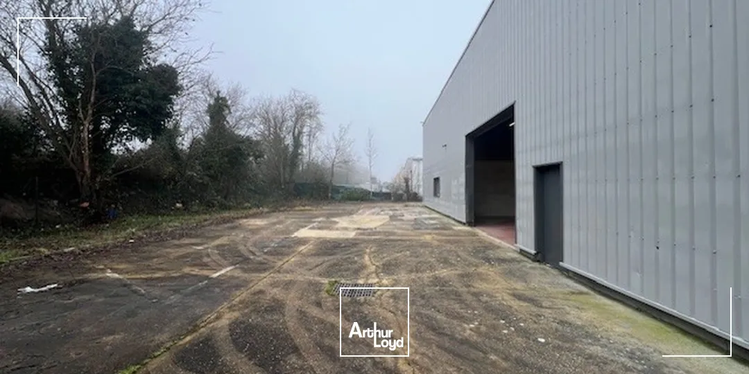 Locaux d'activité & Entrepôts - Location - COIGNIERES - 78310 - 1695-1695 - 7655840