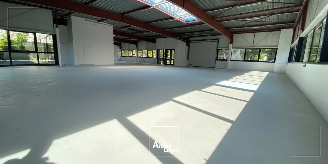 Locaux d'activité & Entrepôts - Location - VILLEBON SUR YVETTE - 91140 - 567-567 - 7655880