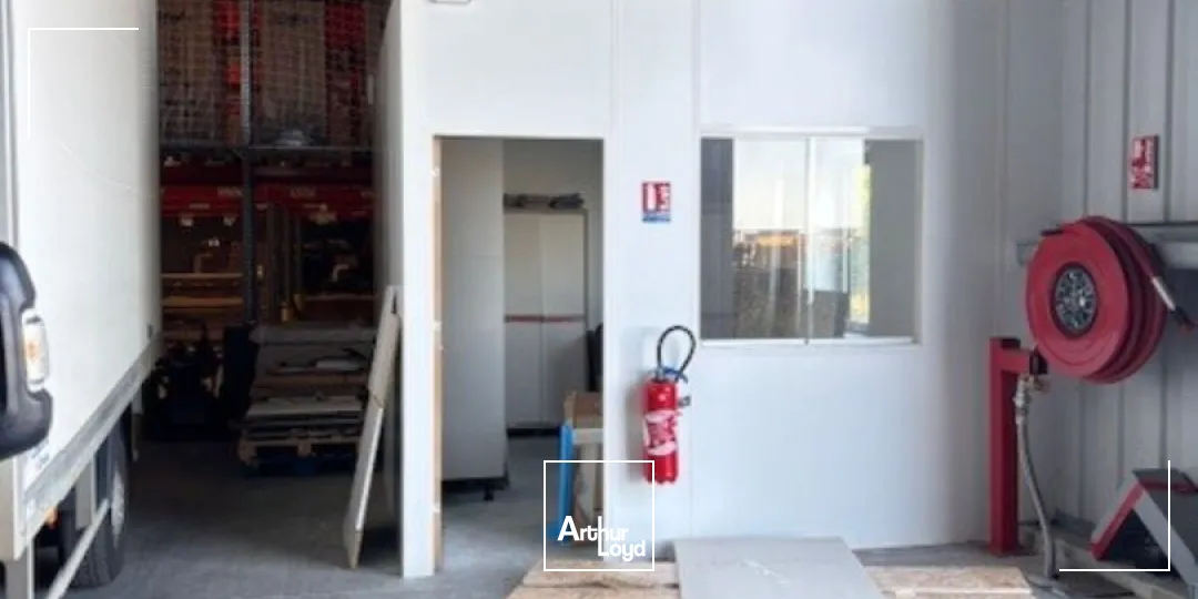 Locaux d'activité & Entrepôts - Vente - SAINTE SOULLE - 17220 - 6543.8-6543.8 - 7656000