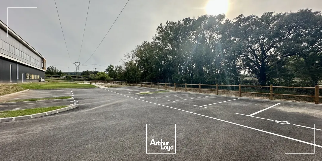 Locaux d'activité & Entrepôts - Vente - ROUSSET - 13790 - 578-578 - 7658406