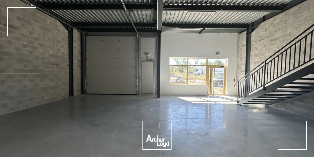 Locaux d'activité & Entrepôts - Location - ROUSSET - 13790 - 384-384 - 7658522