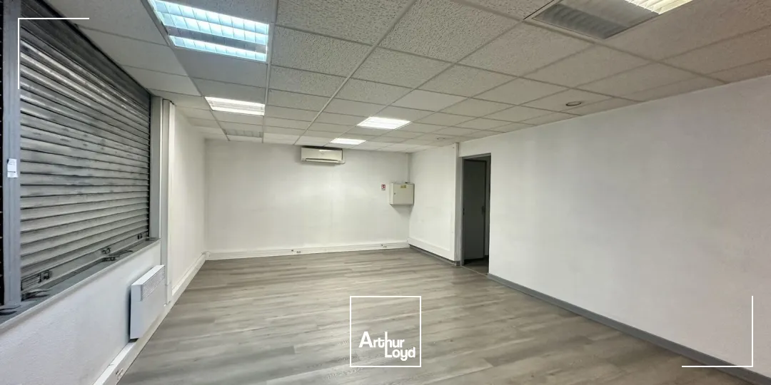 Locaux d'activité & Entrepôts - Location - VITROLLES - 13127 - 390-390 - 7658648