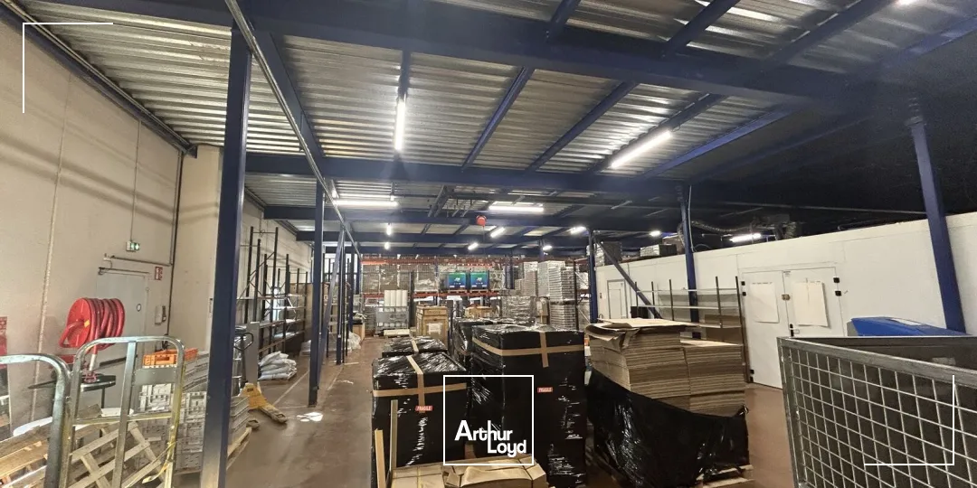 Locaux d'activité & Entrepôts - Location - ROUSSET - 13790 - 4631-4631 - 7658739