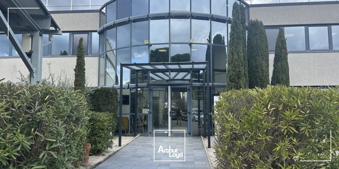 Locaux d'activité & Entrepôts - Location - ROUSSET - 13790 - 4631-4631 - 7658736