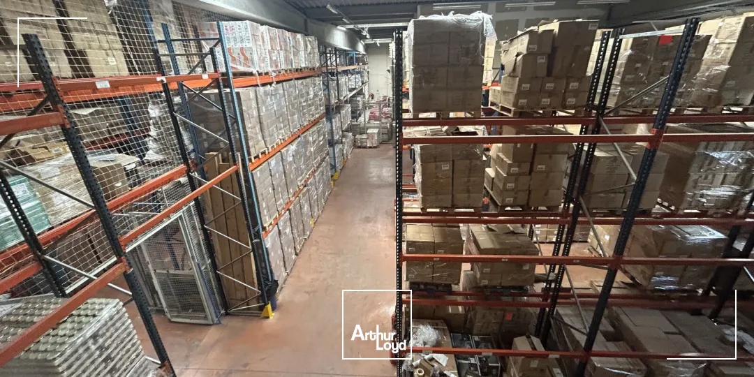 Locaux d'activité & Entrepôts - Location - ROUSSET - 13790 - 4631-4631 - 7658740