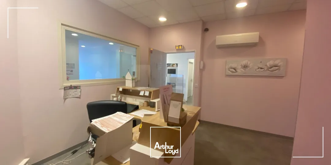 Bureaux - Location - ISTRES - 13800 - 55.87-55.87 - 7658786