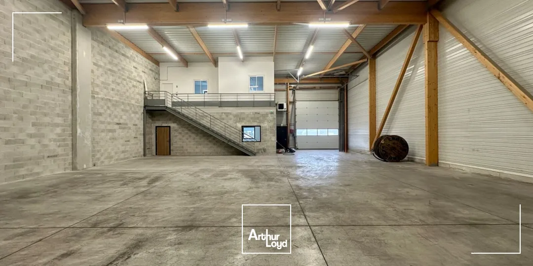 Locaux d'activité & Entrepôts - Location - VITROLLES - 13127 - 378.02-378.02 - 7659049