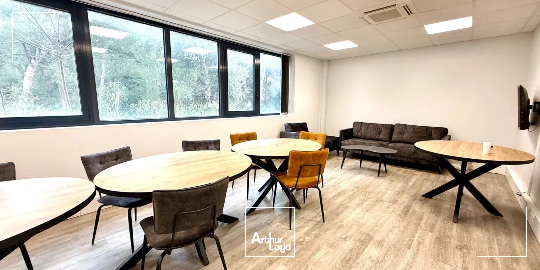 Bureaux - Location - VITROLLES - 13127 - 206.6-206.6 - 7659109