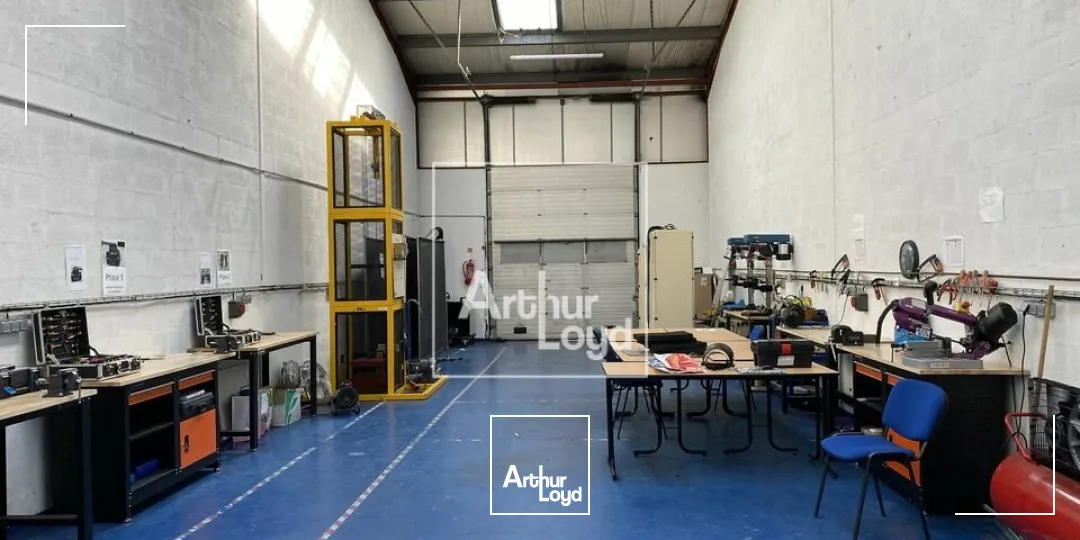 Locaux d'activité & Entrepôts - Location - GRIGNY - 91350 - 176-528 - 7660613