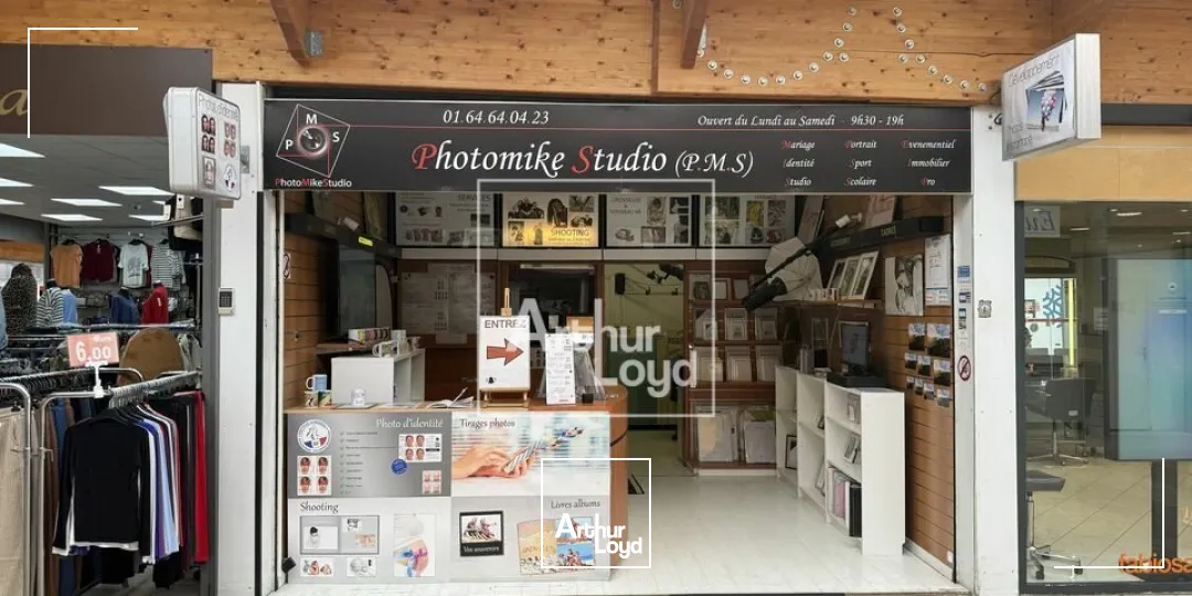 Locaux commerciaux - Location - RUBELLES - 77950 - 37.8-37.8 - 7660622