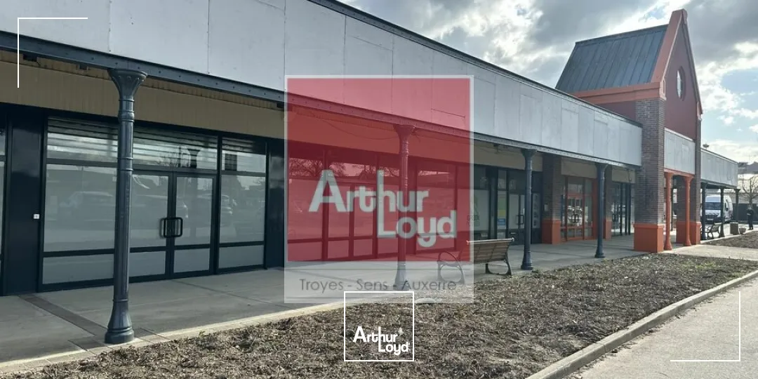 Locaux commerciaux - Location - PONT-SAINTE-MARIE - 10150 - 668-668 - 7660711