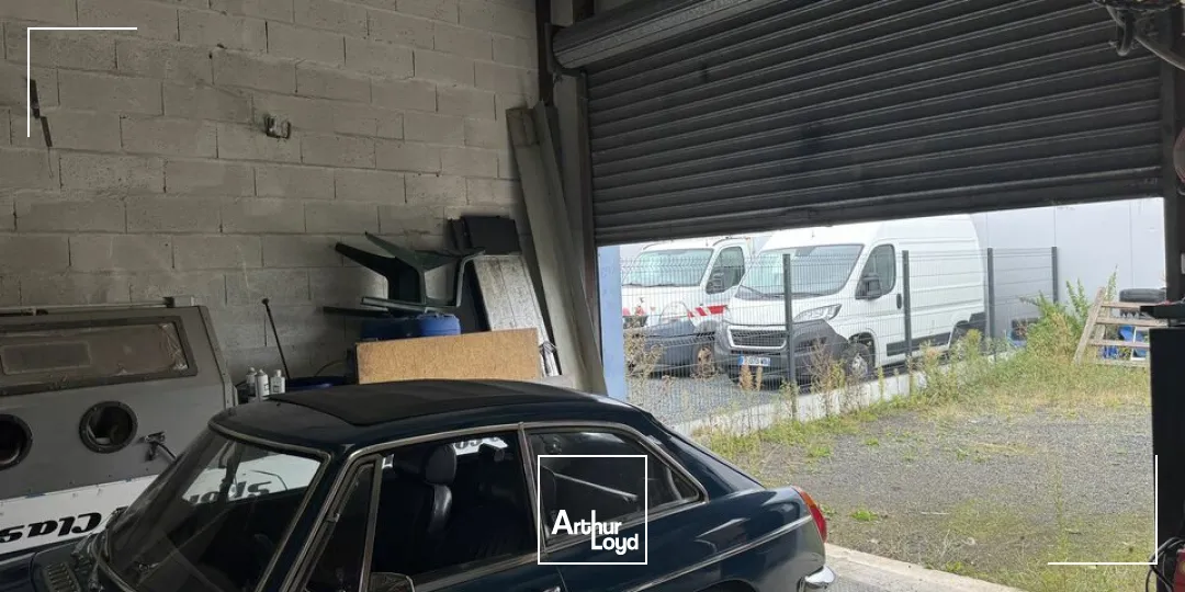 Locaux d'activité & Entrepôts - Vente - PARCAY MESLAY - 37210 - 380-380 - 7660723