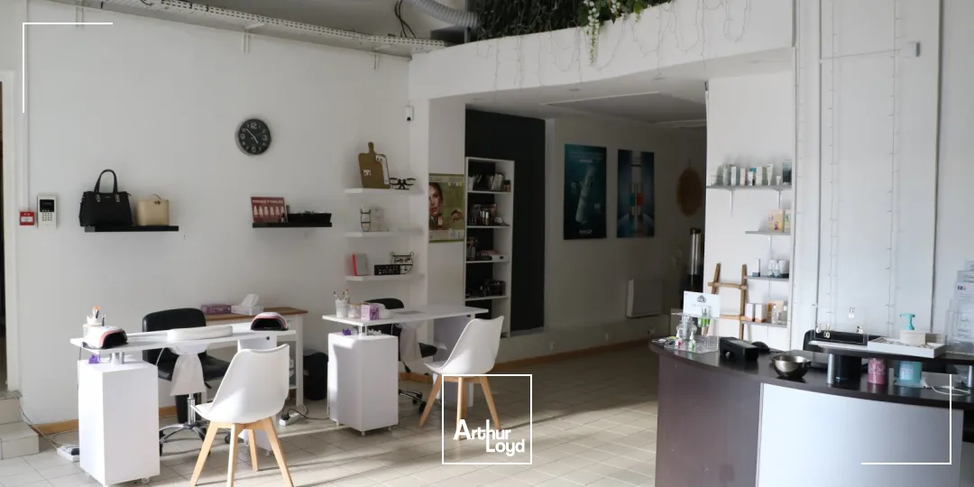 Locaux commerciaux - Location - SAINT QUENTIN - 02100 - 152-152 - 7660806