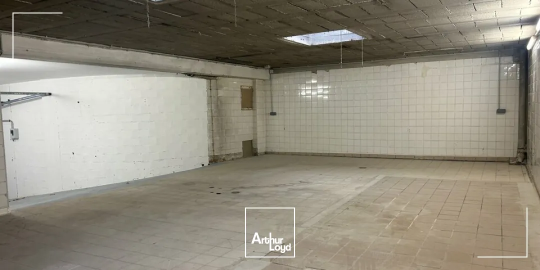 Locaux d'activité & Entrepôts - Location - VICHY - 03200 - 100-100 - 7660856