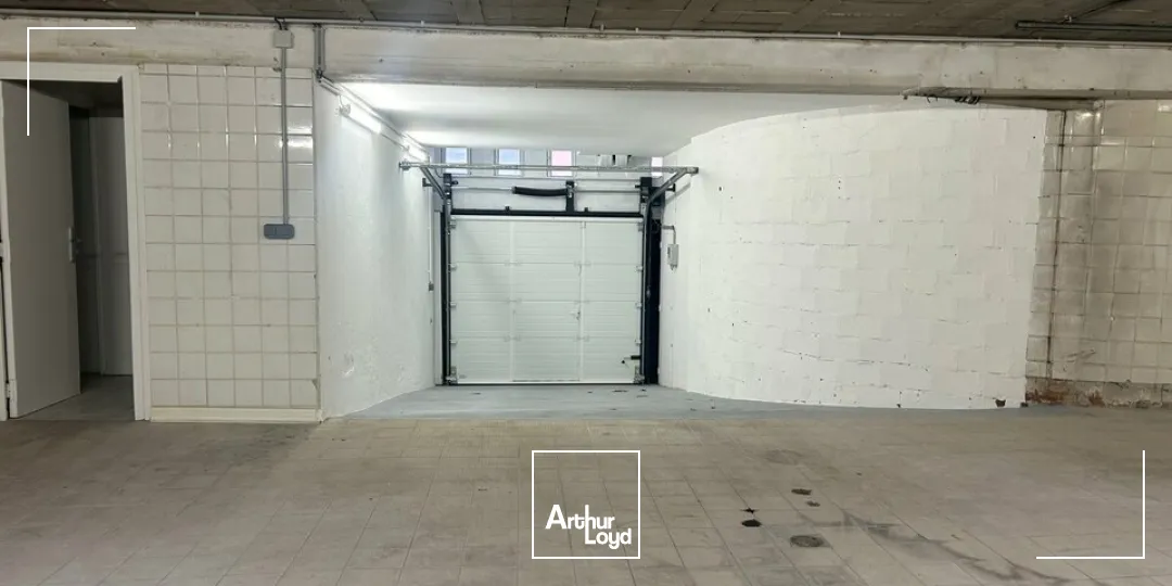 Locaux d'activité & Entrepôts - Location - VICHY - 03200 - 100-100 - 7660857