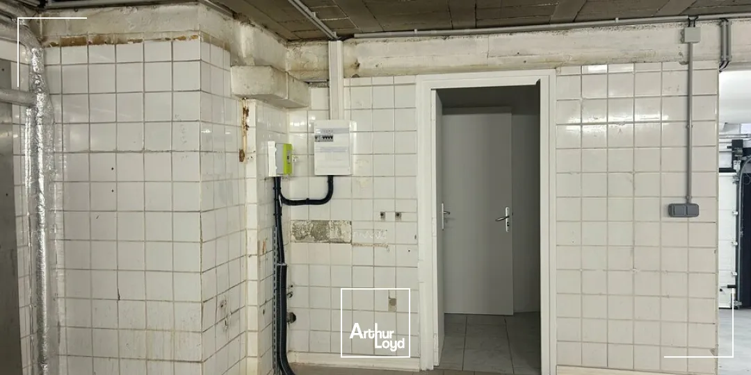 Locaux d'activité & Entrepôts - Location - VICHY - 03200 - 100-100 - 7660859