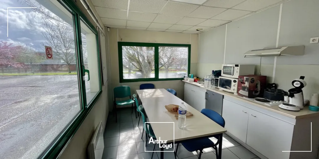 Locaux d'activité & Entrepôts - Location - ESLETTES - 76710 - 1816-1816 - 7660886