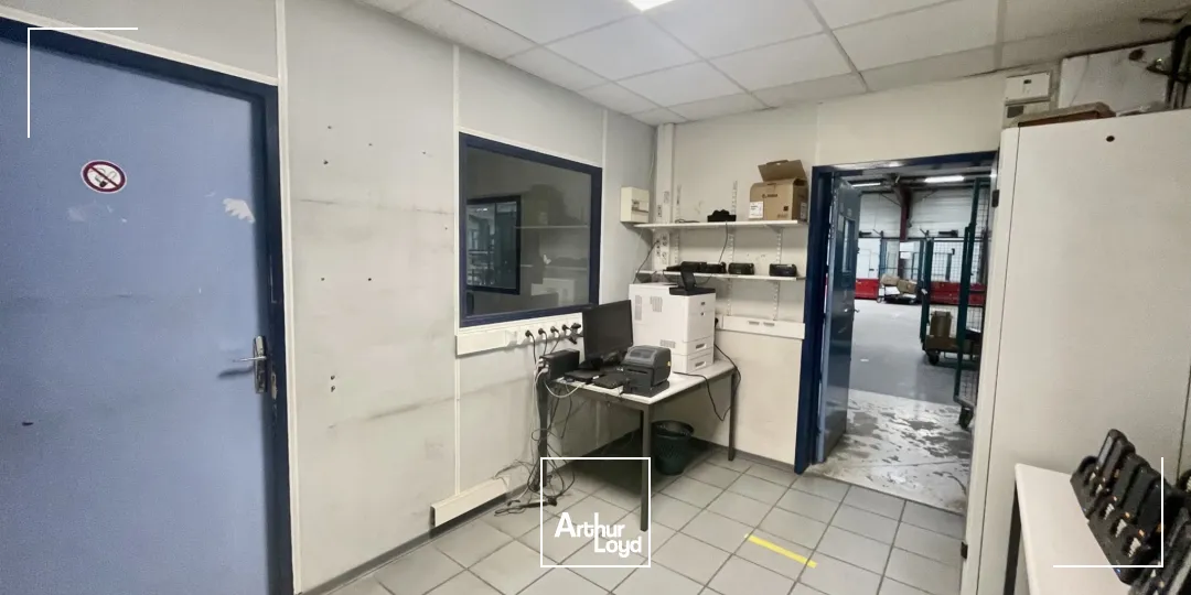 Locaux d'activité & Entrepôts - Location - ESLETTES - 76710 - 1816-1816 - 7660895