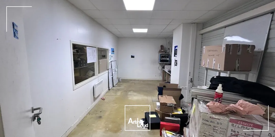 Locaux commerciaux - Location - VIRIAT - 01440 - 735-735 - 7661059