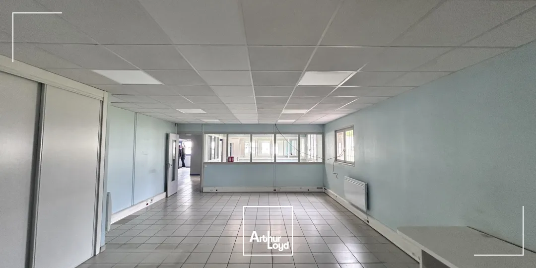 Locaux d'activité & Entrepôts - Vente - LONS LE SAUNIER - 39000 - 1978-1978 - 7661068