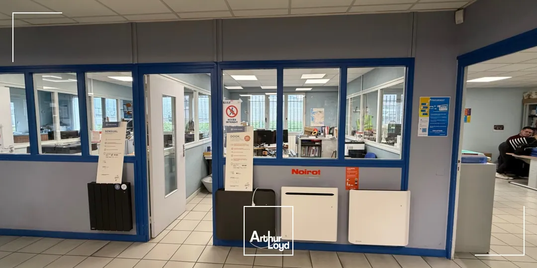 Locaux d'activité & Entrepôts - Vente - LONS LE SAUNIER - 39000 - 1978-1978 - 7661063