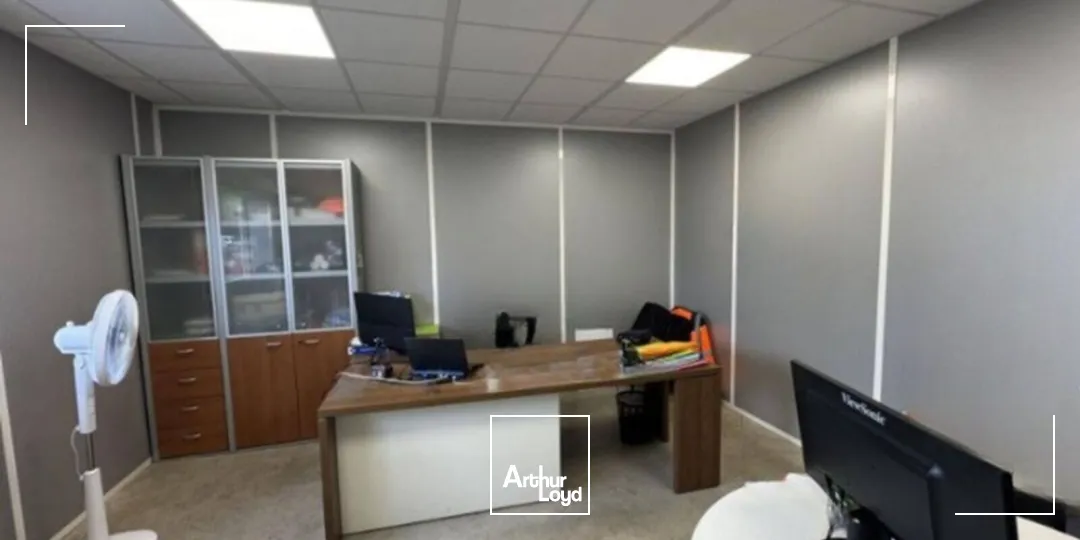 Locaux d'activité & Entrepôts - Location - SORBIERS - 42290 - 218-218 - 7661074