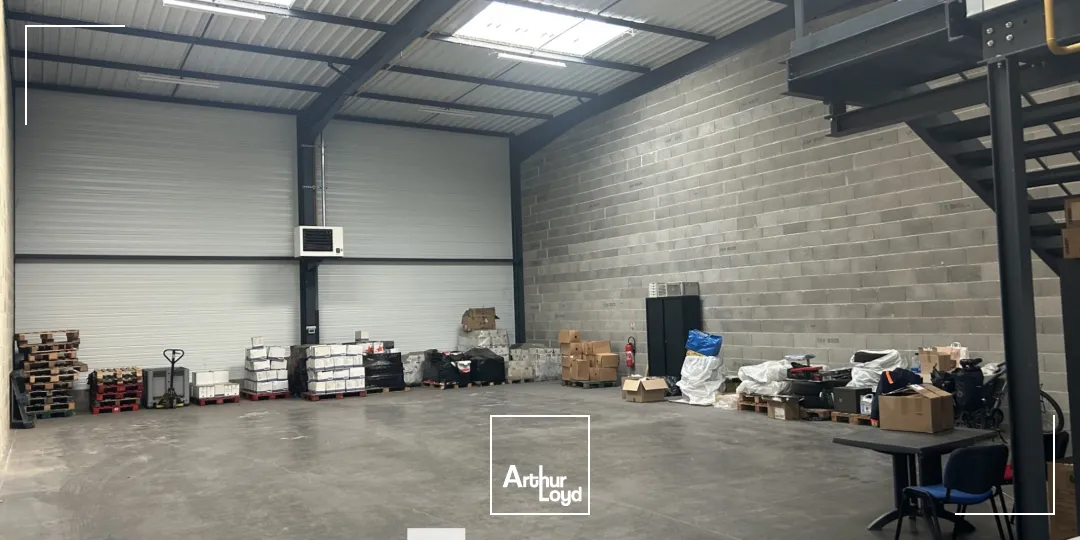 Locaux d'activité & Entrepôts - Location - MEYZIEU - 69330 - 358.6-358.6 - 7661376