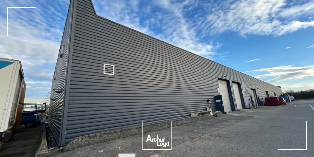 Locaux d'activité & Entrepôts - Location - SAINT PRIEST - 69800 - 941-941 - 7661385