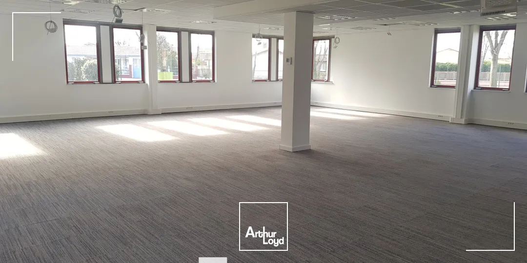 Locaux d'activité & Entrepôts - Location - VENISSIEUX - 69200 - 1604-1604 - 7661399