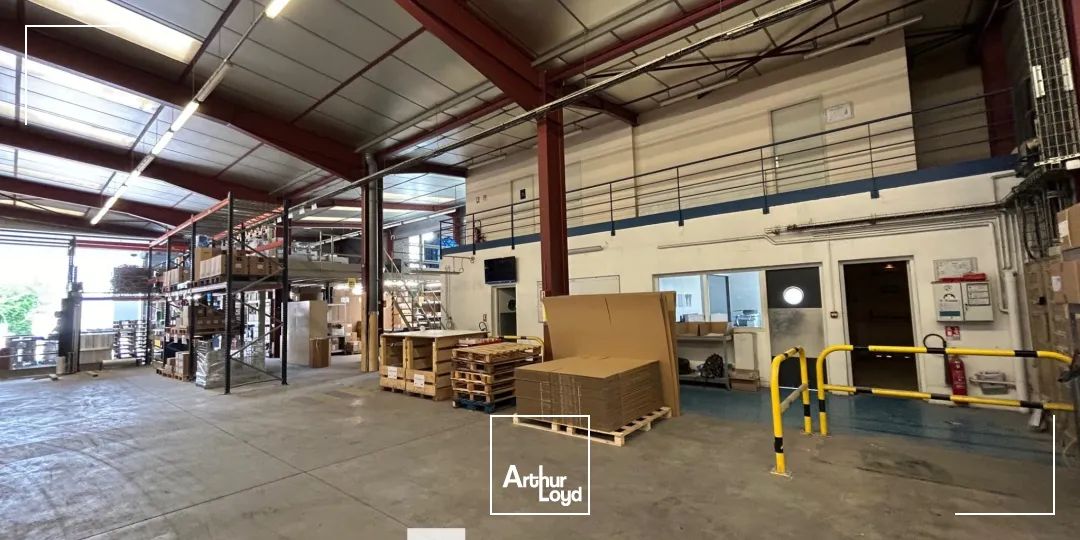 Locaux d'activité & Entrepôts - Vente - VILLETTE D'ANTHON - 38280 - 1652-1652 - 7661411