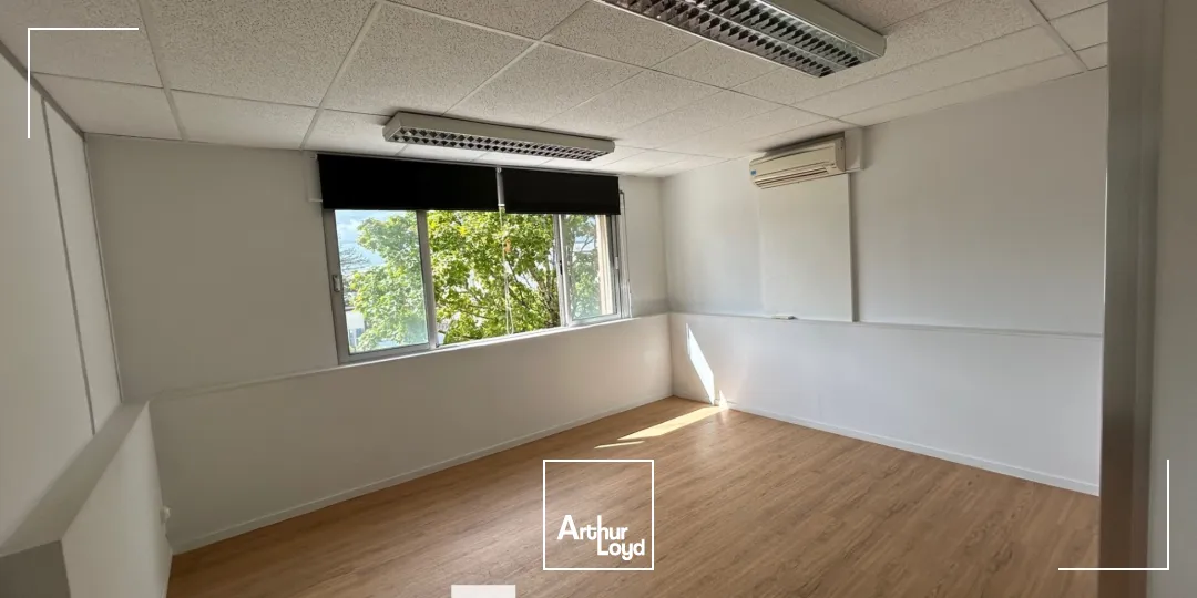 Locaux d'activité & Entrepôts - Location - CHASSIEU - 69680 - 1350-1350 - 7661422